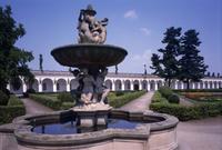 Zamecka Colonade